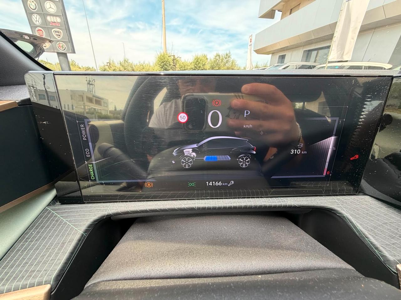 Lancia Ypsilon Hybrid e-DCT Edizione Cassina