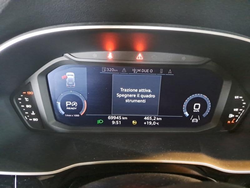 AUDI Q3 40 TDI quattro S tronic Business