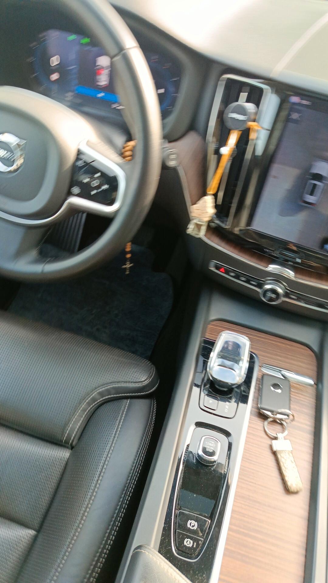 Volvo XC 60 XC60 B4 (d) AWD automatico Business