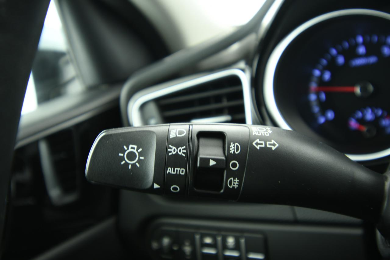 KIA XCeed 1.5 t-gdi mhev Business 160cv dct CAMERA+APP CONNECT+C18"