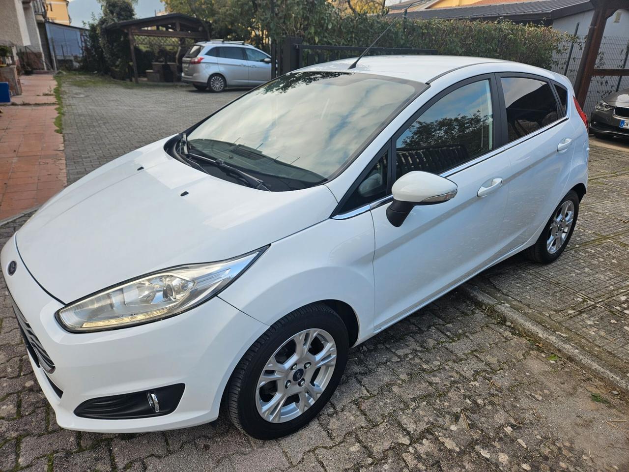 Ford Fiesta 1.5 TDCi 75CV Titanium OK NEOPATENTATI