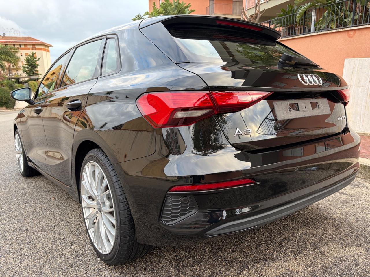 Audi A3 SPB 30 TFSI S line edition km certificati !!!