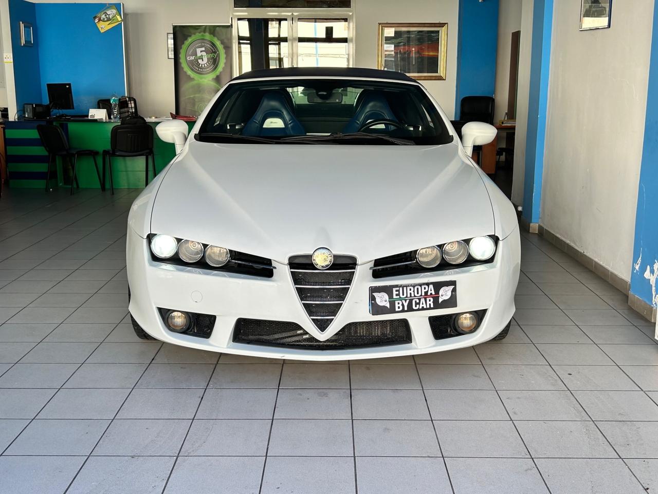 Alfa Romeo Spider 2.4 JTDm 200CV Q-Tronic