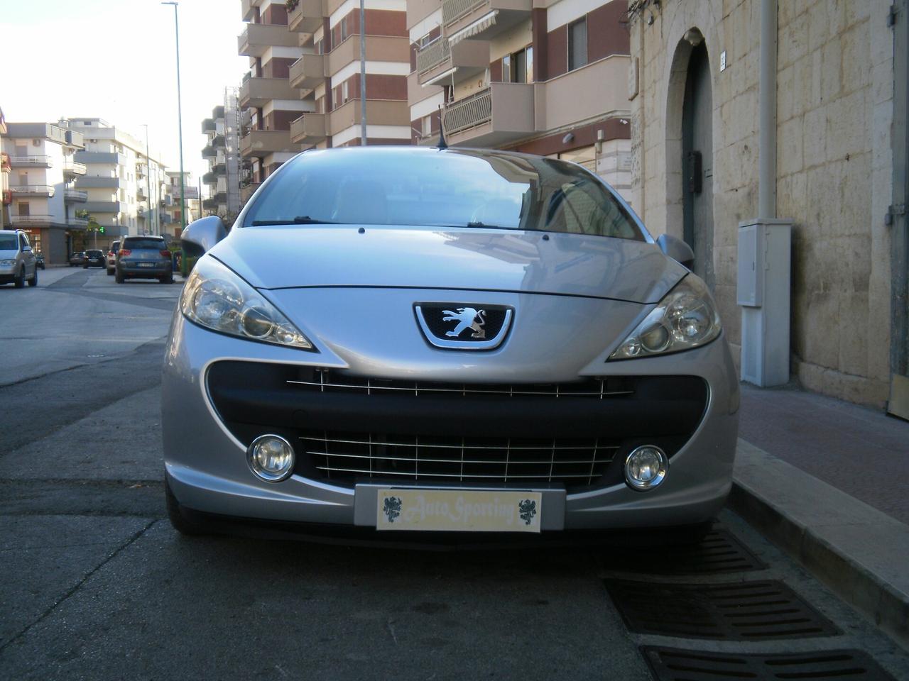 Peugeot 207 Coupè-Cabrio 1.6 HDi 110CV CC Féline Km. 70.000