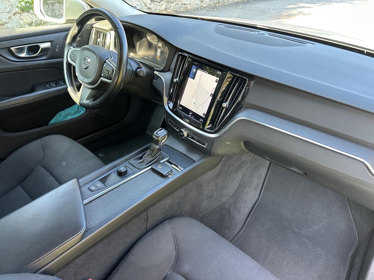 Volvo V60 D3 Geartronic Business - 2020