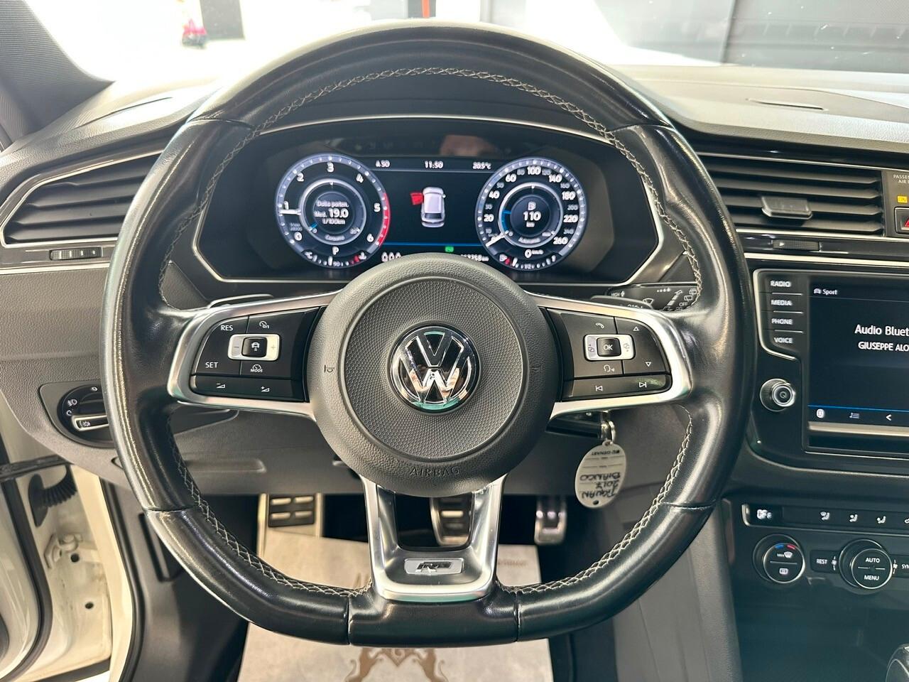 Volkswagen Tiguan 2.0 240CV DSG 4MOTION R-Line 2017