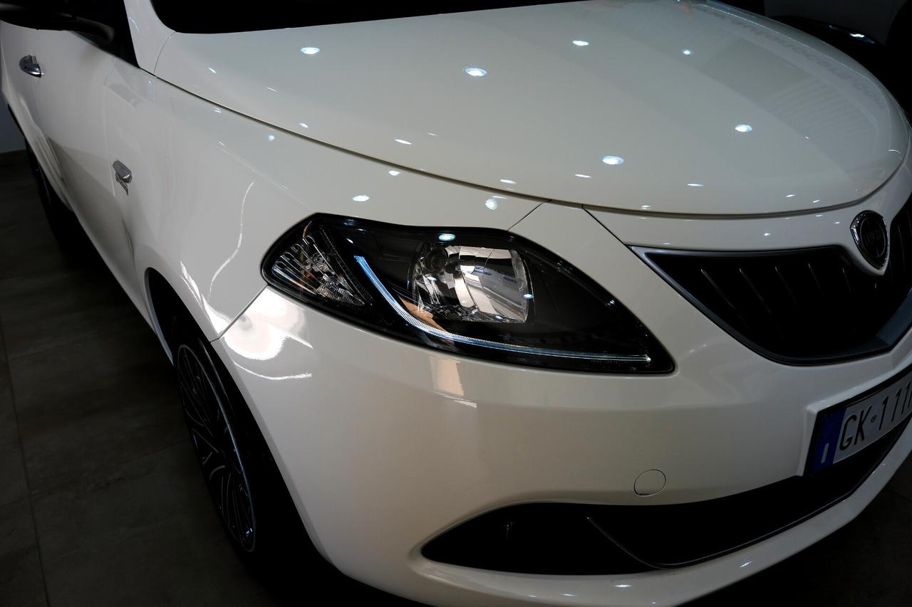 Lancia Ypsilon 1.0 HYBRID 70cv GOLD - 5° POSTO