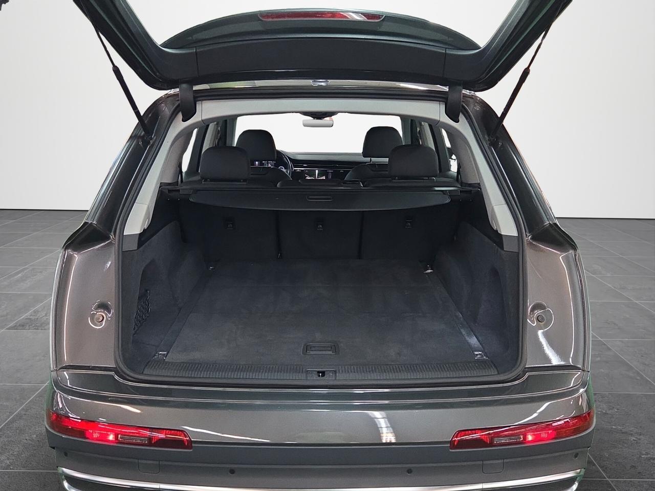 Audi Q7 50 TDI quattro tiptronic Business