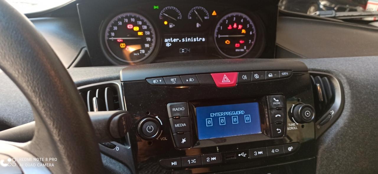 Lancia Ypsilon 1.0 FireFly 5 porte S&S Hybrid Ecochic Gold km 66.000