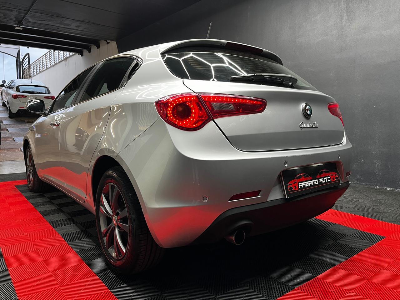 Alfa Romeo Giulietta 1.6 JTDm-2 - FABIANOAUTO