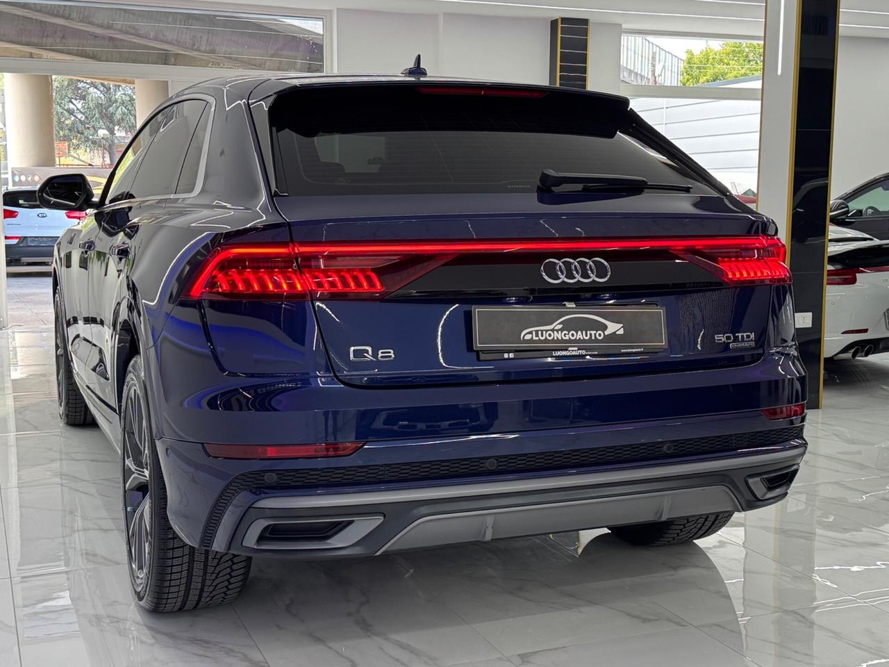 Audi Q8 3.0 TDI 286CV quattro tiptronic S-Line