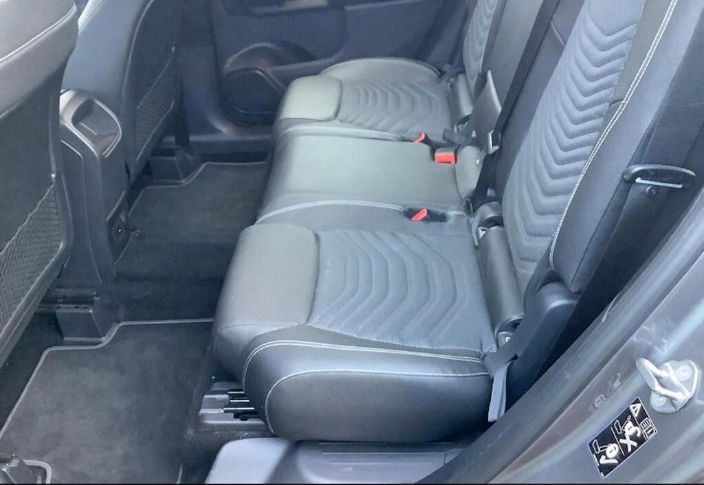 MERCEDES-BENZ GLB 180D 116CV AUTOMATIC BUSINESS EXTRA ( FARI LED - PELLE - NAVI - PARK ASSIST - TELECAMERA POST. )