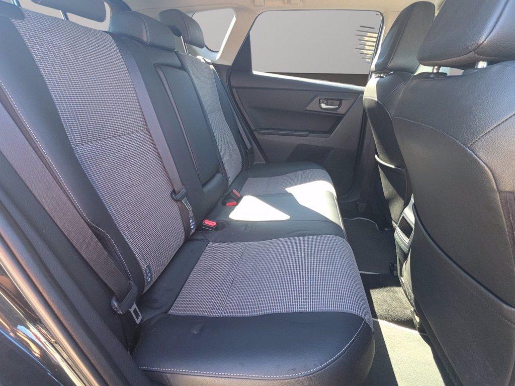 TOYOTA Auris 1.8h lounge cvt my17 del 2017