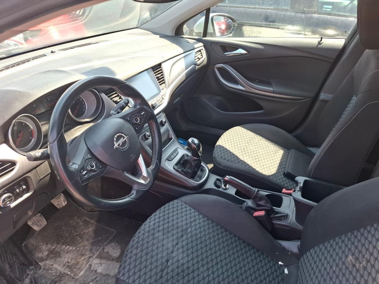 OPEL ASTRA 1.6 CDTI SPORTS SINISTRATA MARCIANTE