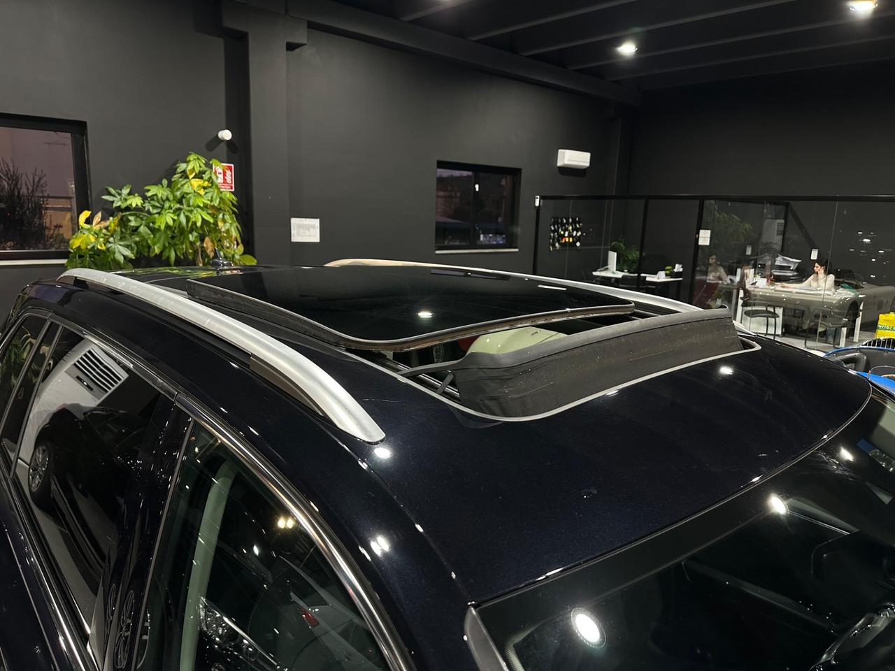 Volkswagen Tiguan Allspace 2.0 TDI SCR DSG 4MOTION R Line 7 posti