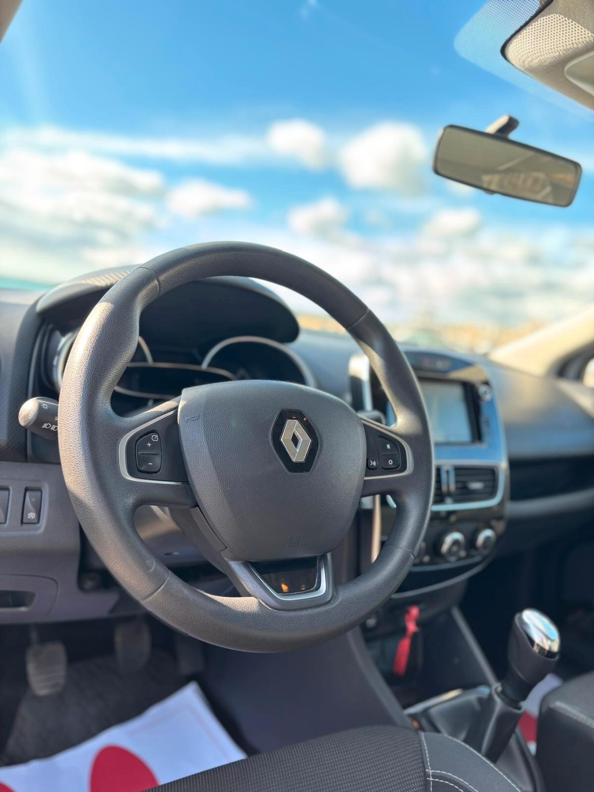 Renault Clio 1.5 dCi 75cv