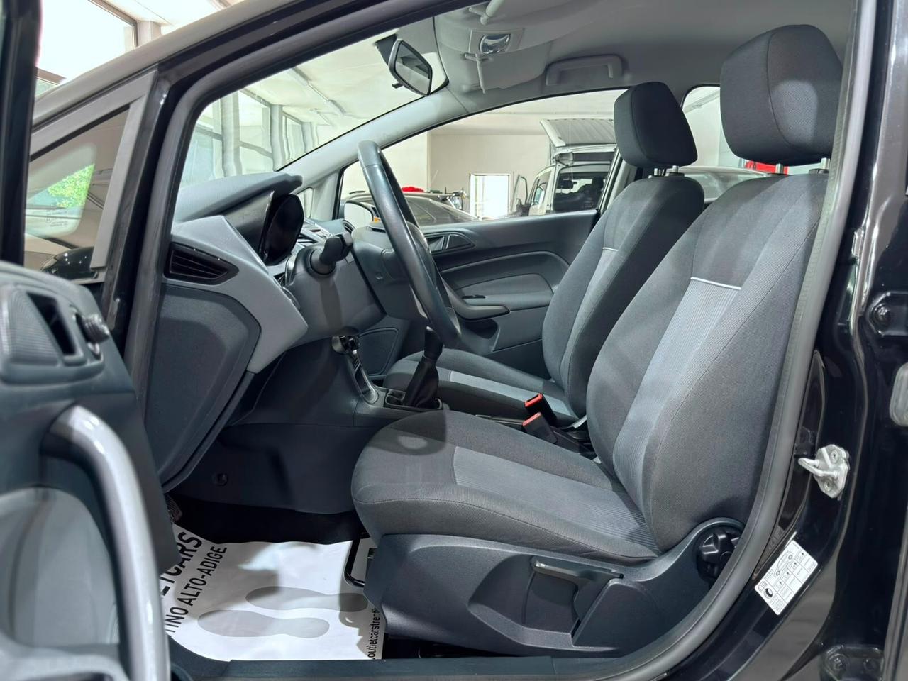 FORD FIESTA 1.2 BENZINA 60CV NEOPATENTATI 80.000km