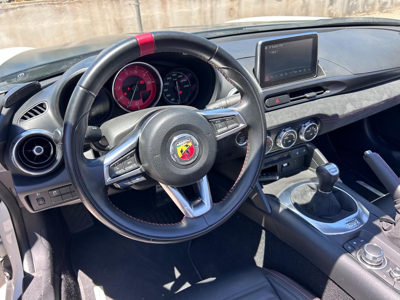 ABARTH 124 Spider 1.4 Turbo MultiAir AT 170 GT