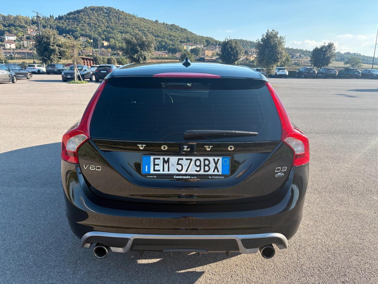 Volvo V60 D3 R-design