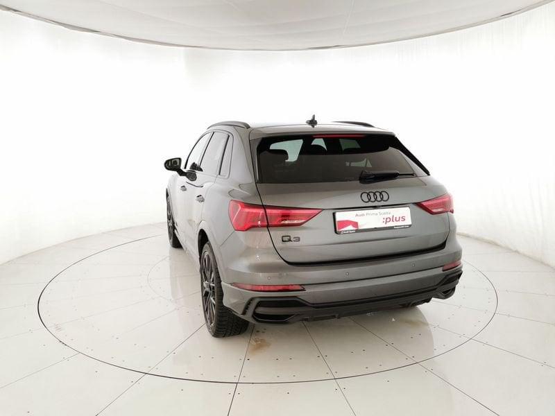 Audi Q3 45 1.4 tfsi e Identity Black s-tronic