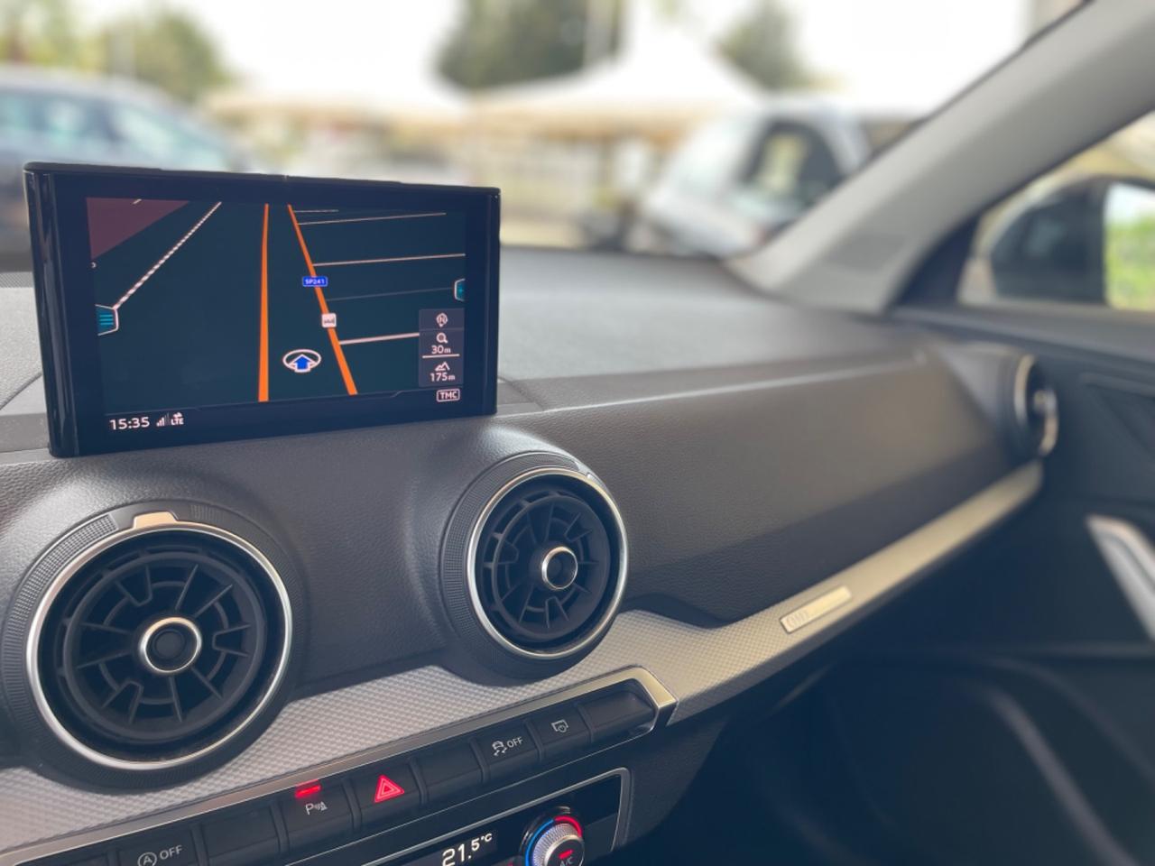 Audi Q2 35 TDI S tronic Business
