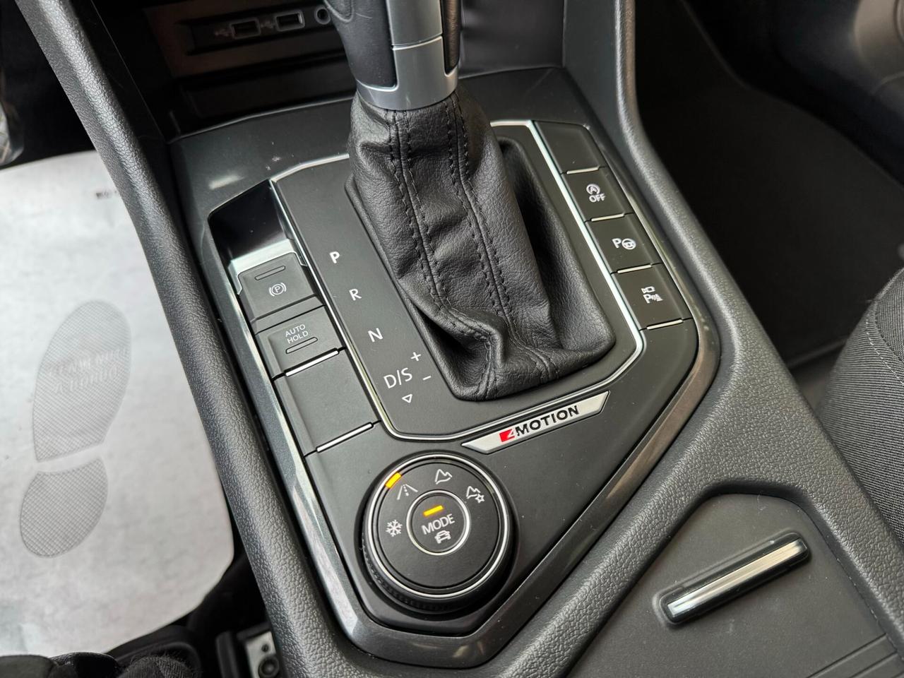 Volkswagen Tiguan 2.0tdi DSG R-Line 4M GARANZIA24M