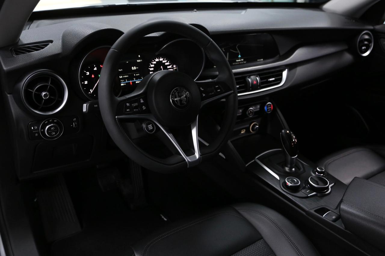 Alfa Romeo Stelvio 2.2 Turbodiesel 210 cv AT8 Q4 Super