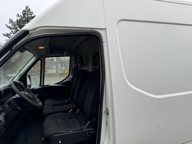 IVECO Daily 35S 2.3 HPT Furgone