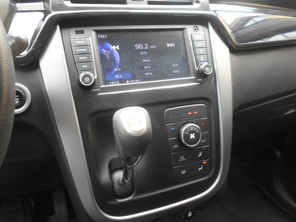 Mahindra KUV100 1.2 K8 FWD