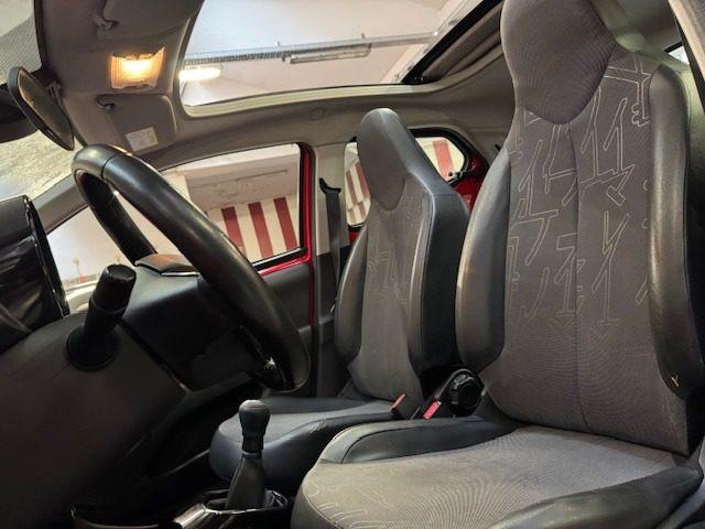 TOYOTA Aygo 1.0 VVT-i 69 CV 5 porte x-wave