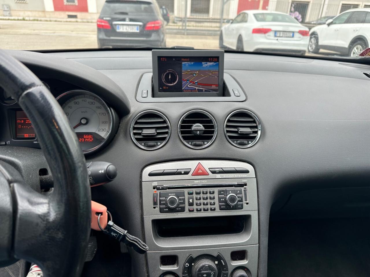 Peugeot 308 2.0 HDi 5p. Féline