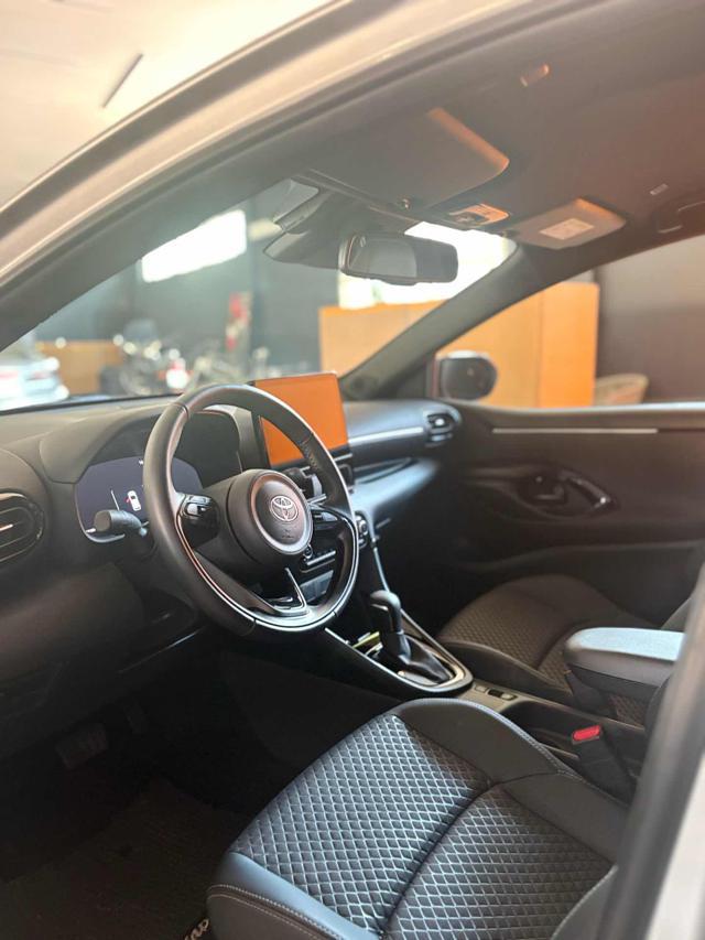 TOYOTA Yaris 1.5 130 Hybrid 5 porte Lounge