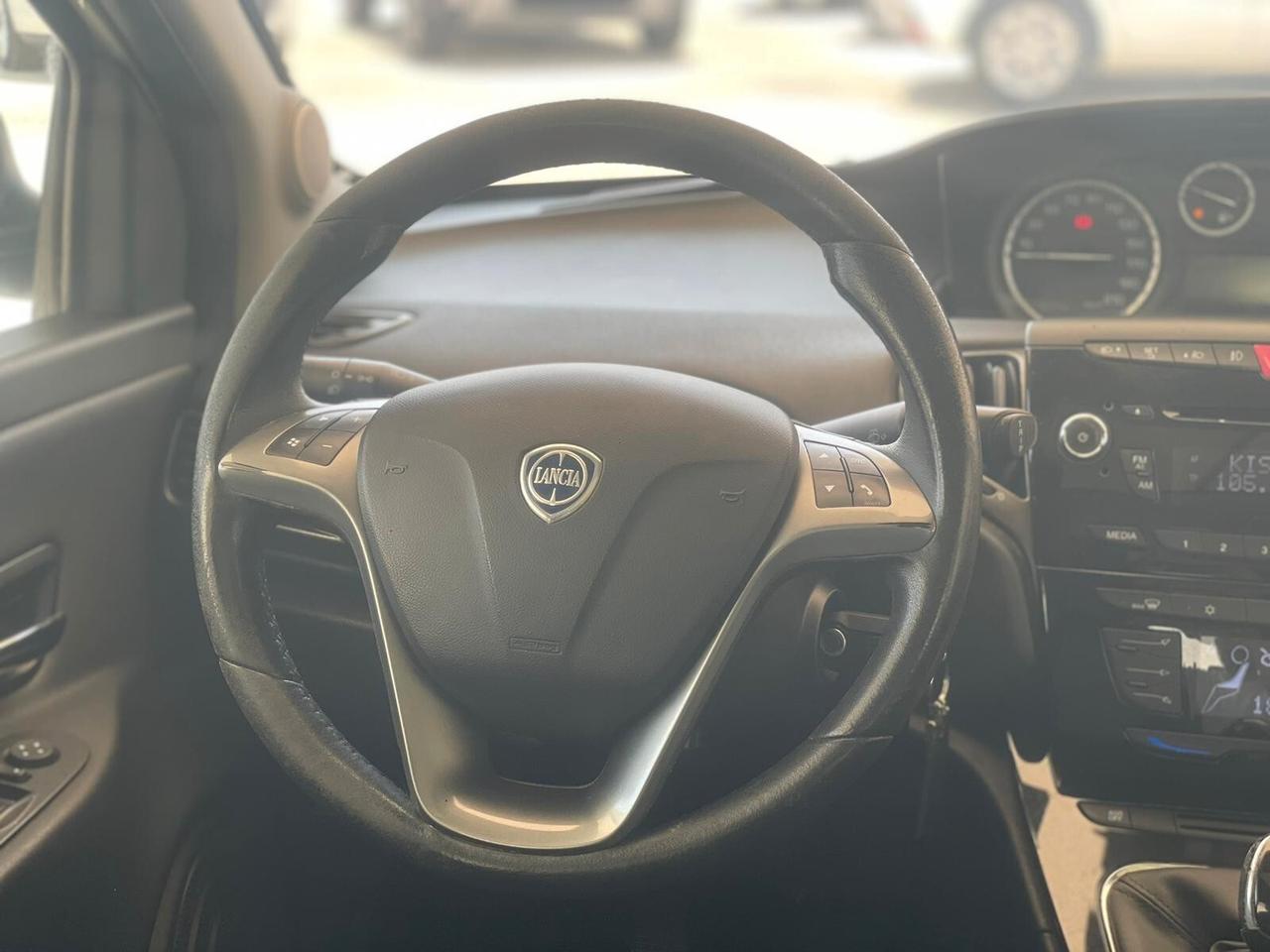 Lancia Ypsilon 1.3 MJT 16V 95 CV 5 porte S&S Platinum