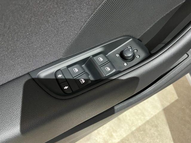 AUDI A3 SPB 30 TDI Stronic Business Navi/Xenon/Led/Park