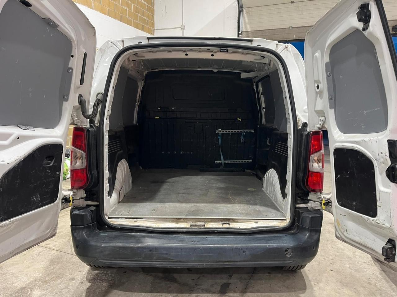 Opel Combo Cargo 1.5 Diesel 130CV S&S PC 1000kg Edition