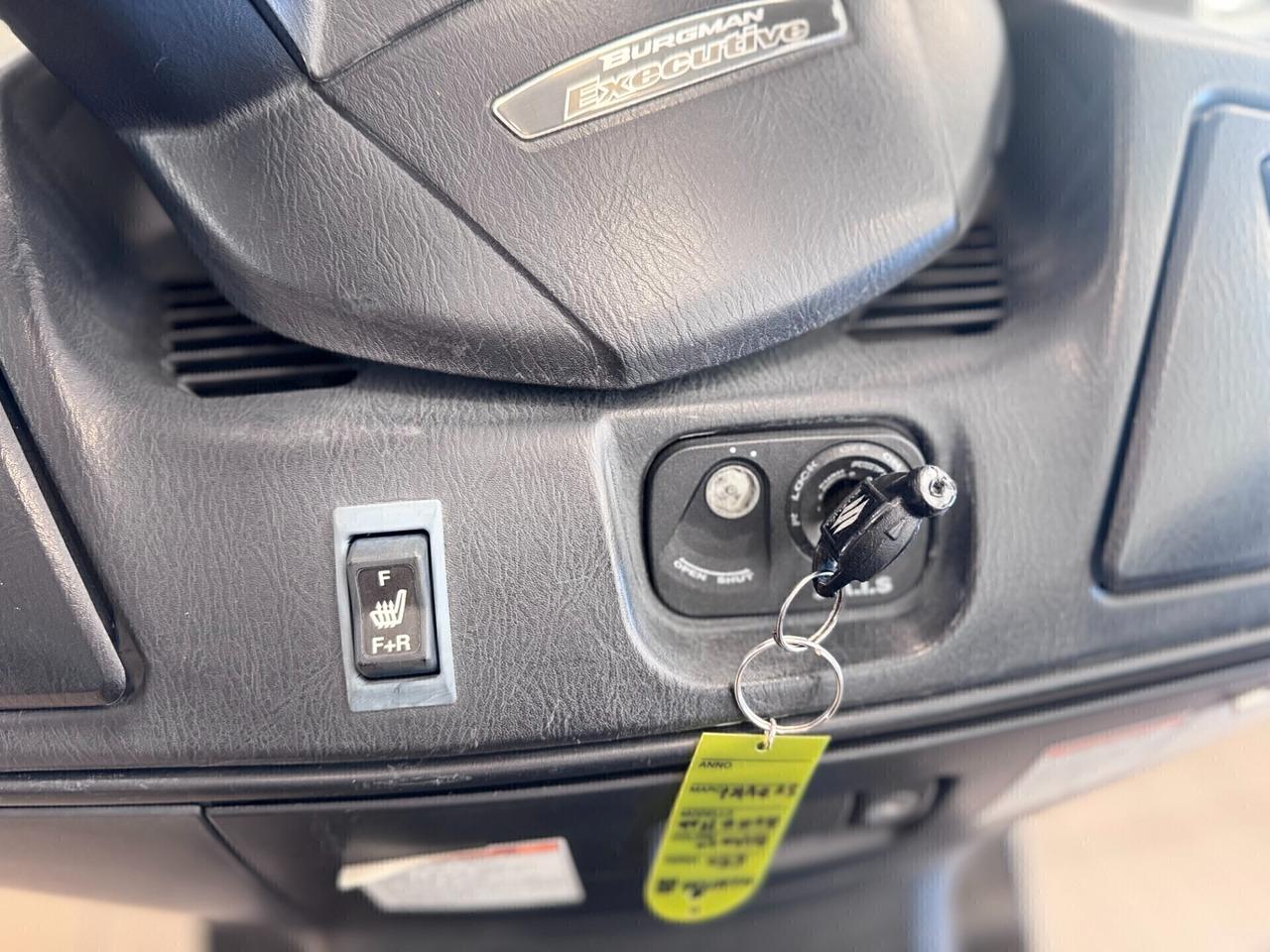 Suzuki Burgman 650 EXECUTIVE..