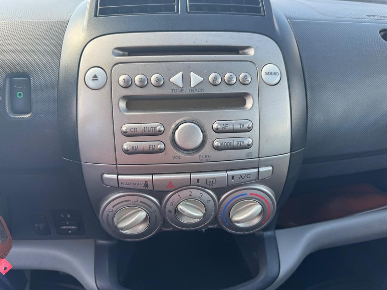 Daihatsu Sirion 1.0 Hiro 5PT