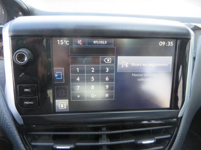 Peugeot 2008 ALLURE PureTech Turbo 110 mt 57000 KM