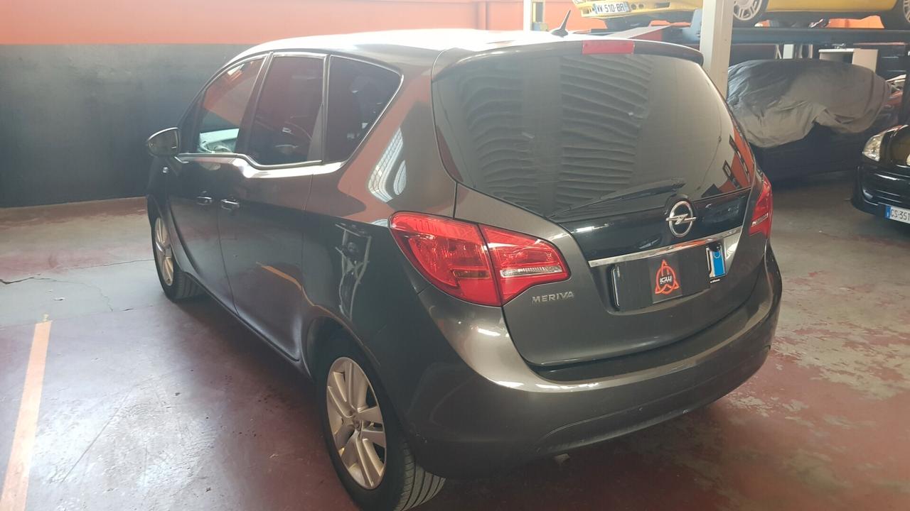 Opel Meriva CATENA E FRIZIONE NUOVE!!!