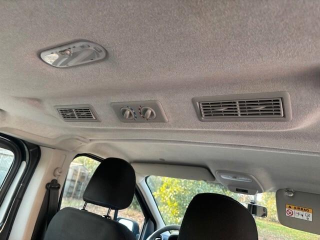 Opel Vivaro 27 1.6 BiTurbo S&S EcoFLEX PC-TN Combi 9 POSTI