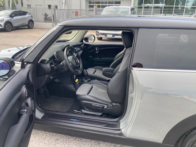 Mini Mini 3 Porte 1.5 Twin Power Turbo One Camden Steptronic