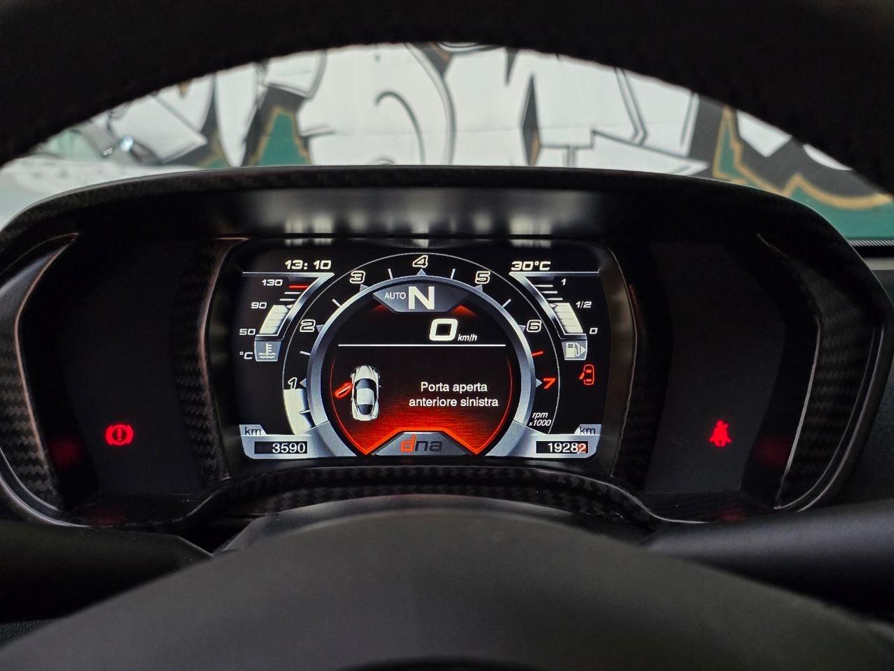 Alfa Romeo 4C Launch Edition (72/500) 3.600km