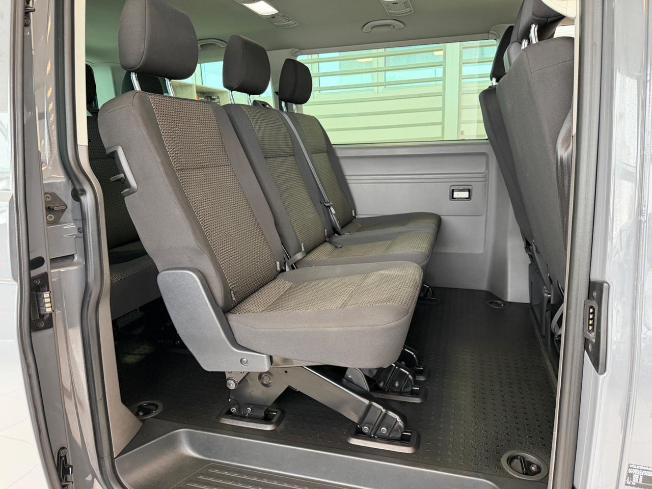 Volkswagen Caravelle 2.0 TDI 110CV PC Trendline 9 posti