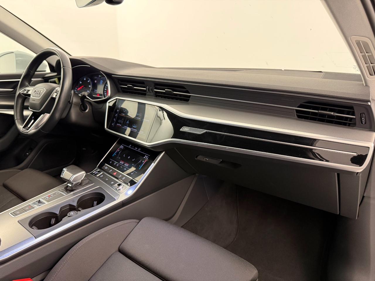Audi A6 Avant 40 2.0 TDI S tronic Business Sport