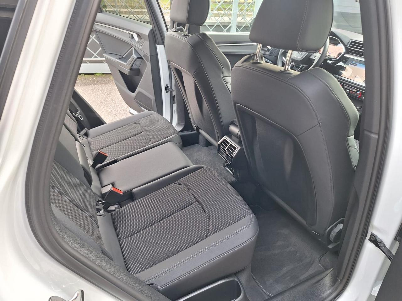 Audi Q3 35 TDI S tronic line edition