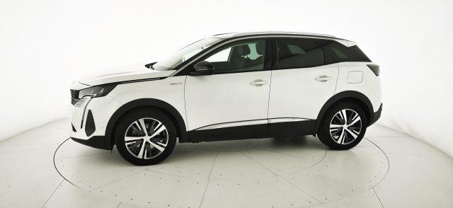 PEUGEOT 3008 Hybrid4 300 e-EAT8 Allure Pack