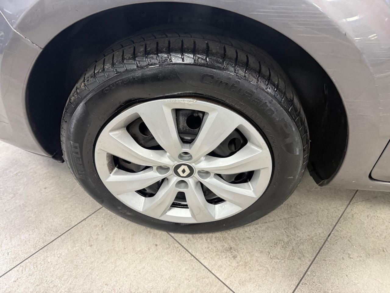 Renault Clio 1.2 16V 5P. Dynamique 75CV Ok Neopatentati