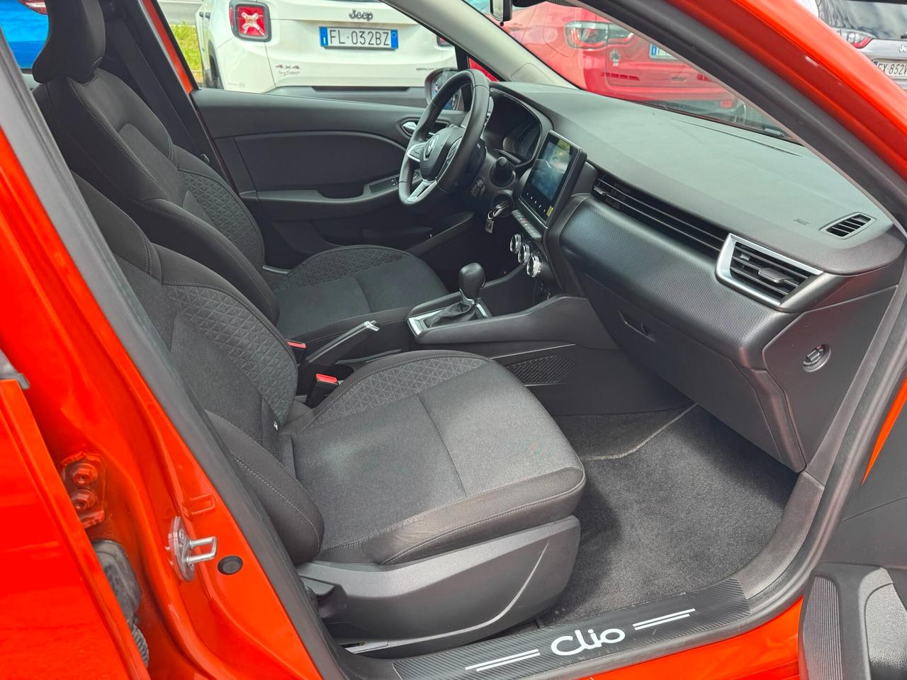 Renault Clio Full Hybrid E-Tech 145 CV 5 porte Equilibre