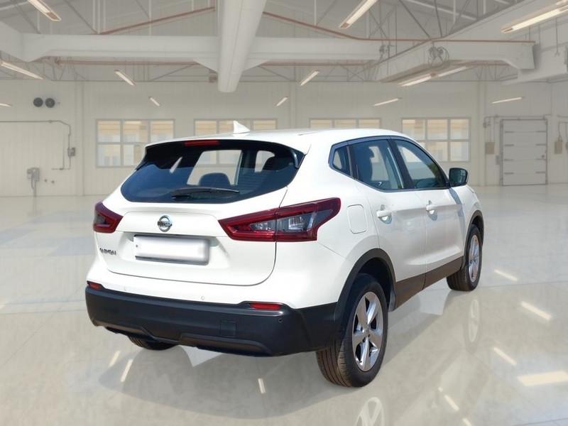NISSAN QASHQAI 1.3 DIG-T 160 Business DCT