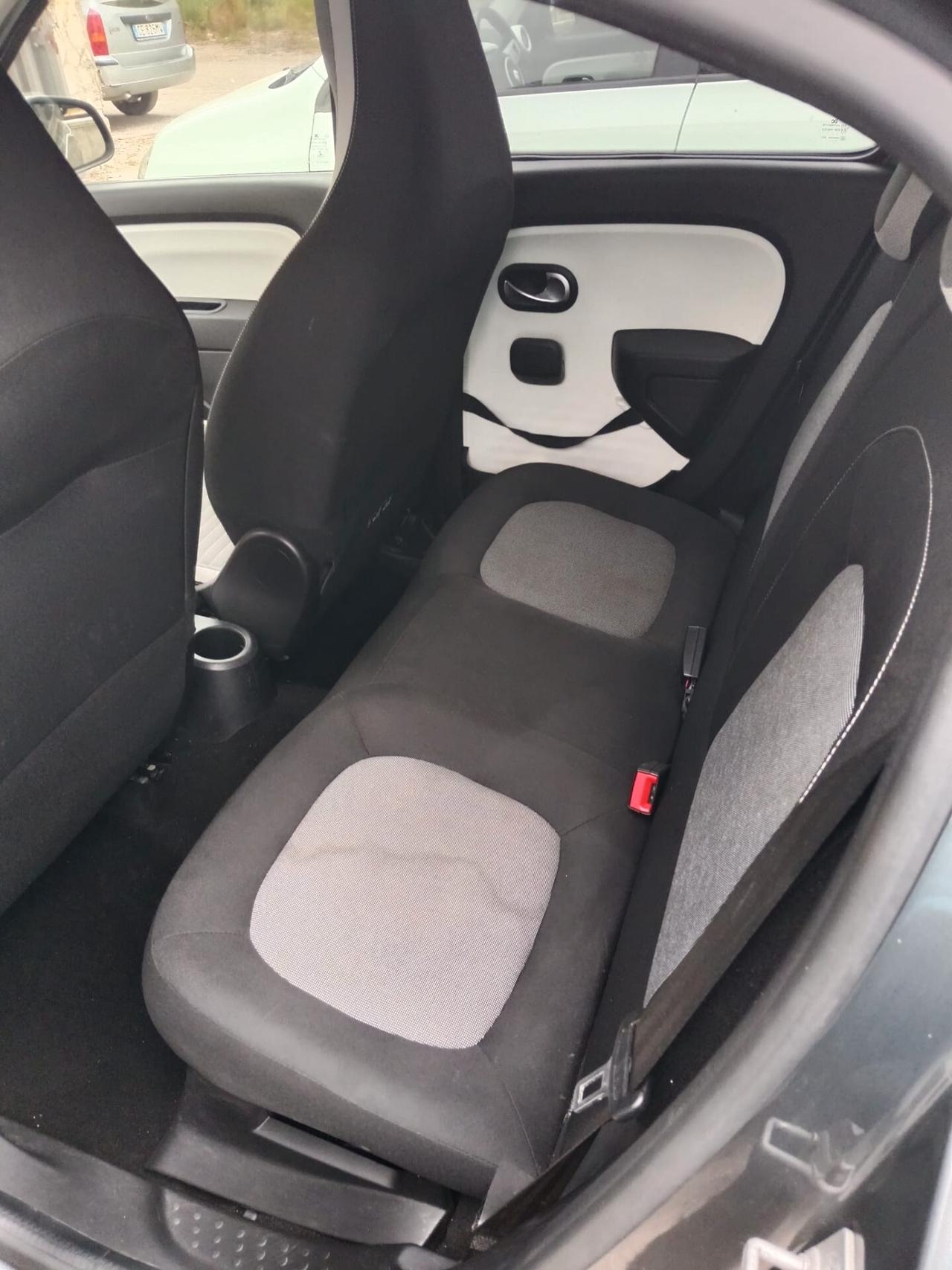 Renault Twingo TCe 90 CV EDC Intens
